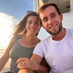 Meet your Posher, Devan